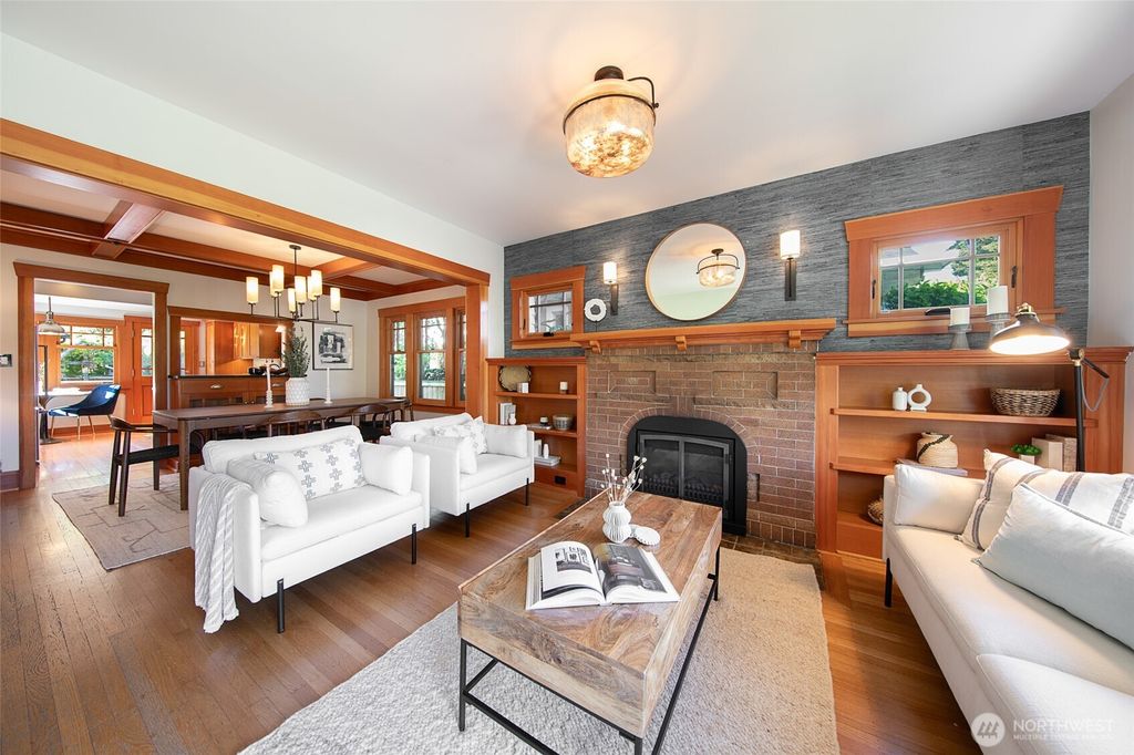 Photo of 528 N 83rd Street, Seattle, WA 98103 (MLS # 2380150)