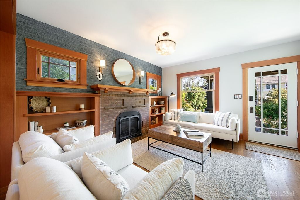 Photo of 528 N 83rd Street, Seattle, WA 98103 (MLS # 2380150)