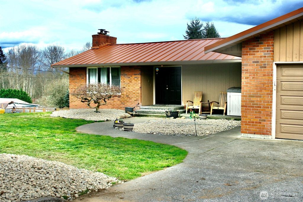 Photo of 15625 11th Avenue NE, Arlington, WA 98223 (MLS # 2499295)