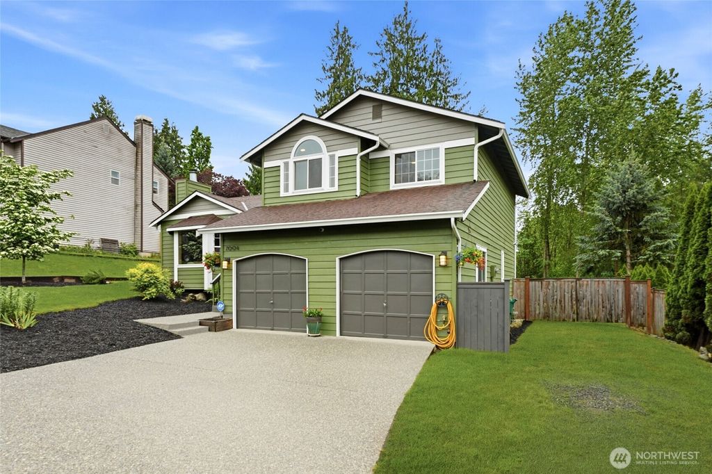 Photo of 7004 67th Place NE, Marysville, WA 98270 (MLS # 2522999)