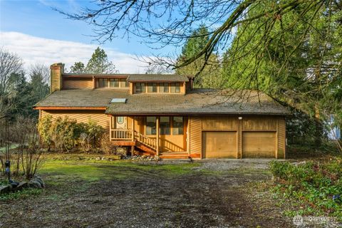 Photo of 7172 Butler Hill Road, Burlington, WA 98233 (MLS # 2483908)