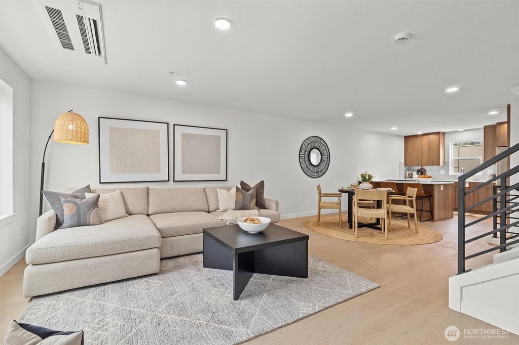 Photo of 11240 Corliss Avenue N, Seattle, WA 98133 (MLS # 2349132)