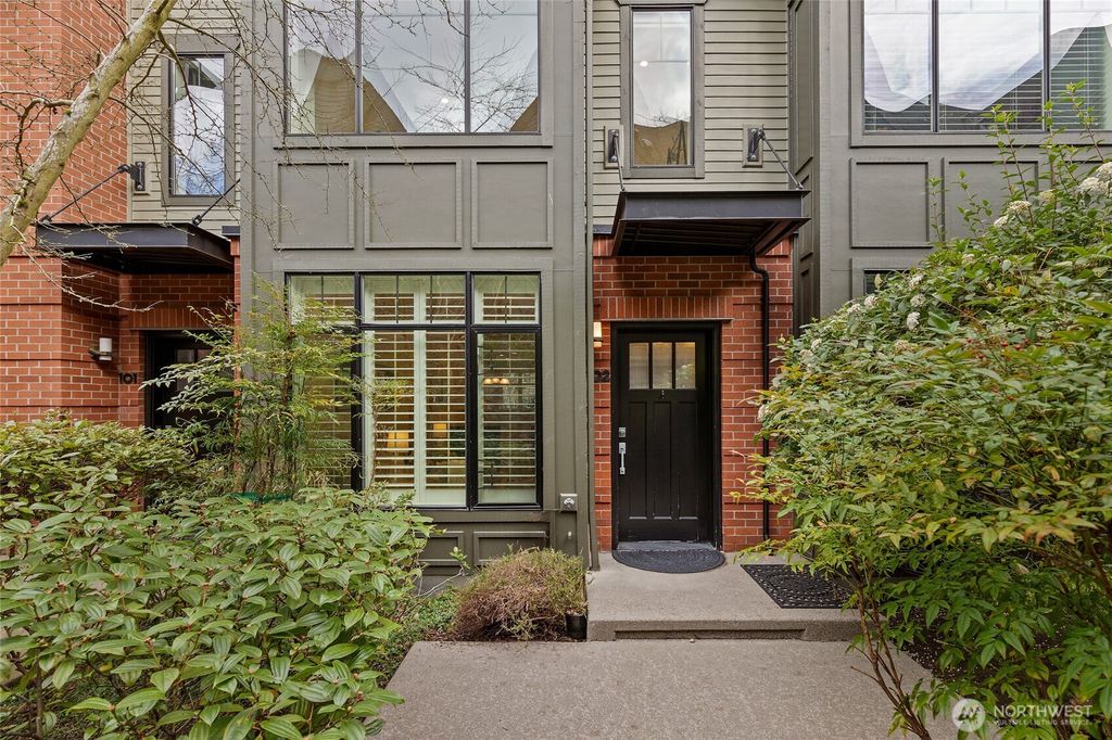 Photo of 10595 NE 12th Place #102, Bellevue, WA 98004 (MLS # 2509655)