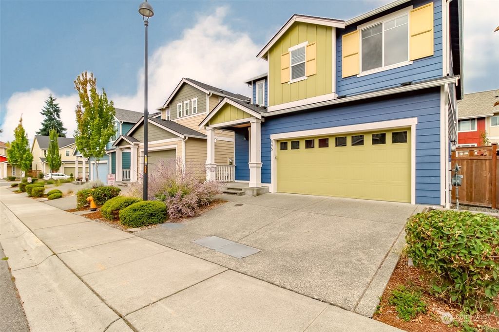 Photo of 446 SW 111th Street, Seattle, WA 98146 (MLS # 2160150)