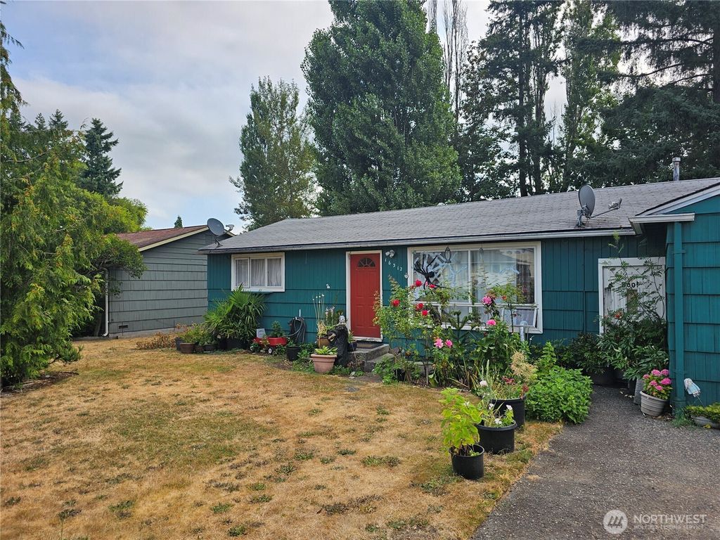 Photo of 16312 119th Avenue SE, Renton, WA 98058 (MLS # 2417468)