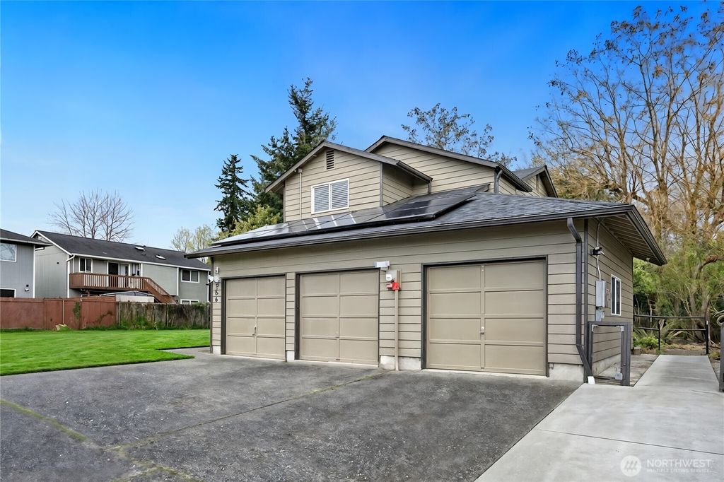 Photo of 206 W Marilyn Avenue, Everett, WA 98204 (MLS # 2518806)