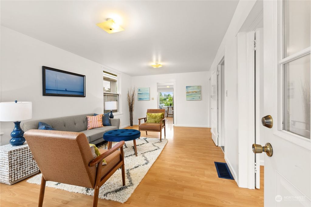 Photo of 5116 S Orcas Street, Seattle, WA 98118 (MLS # 2161282)