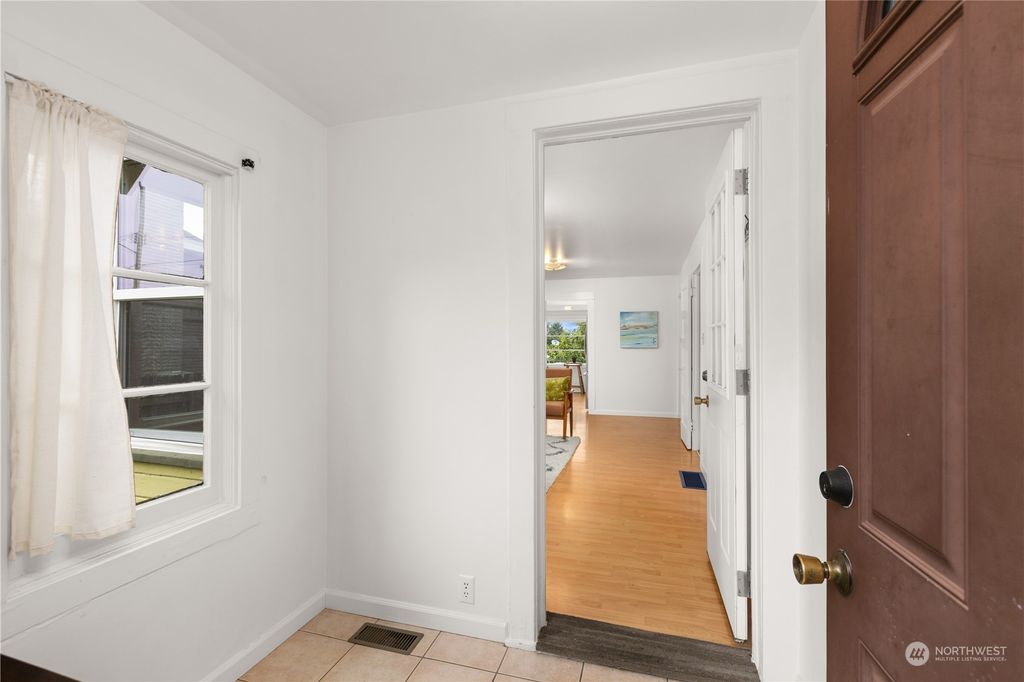 Photo of 5116 S Orcas Street, Seattle, WA 98118 (MLS # 2161282)