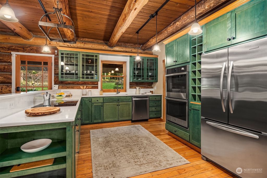 Photo of 21326 NE 97th Place, Redmond, WA 98053 (MLS # 2325327)