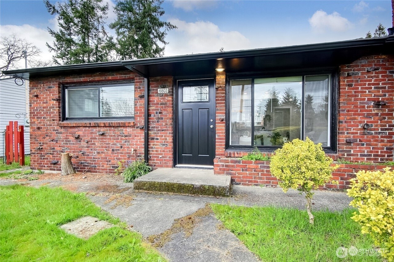 6801 Steilacoom Boulevard SW