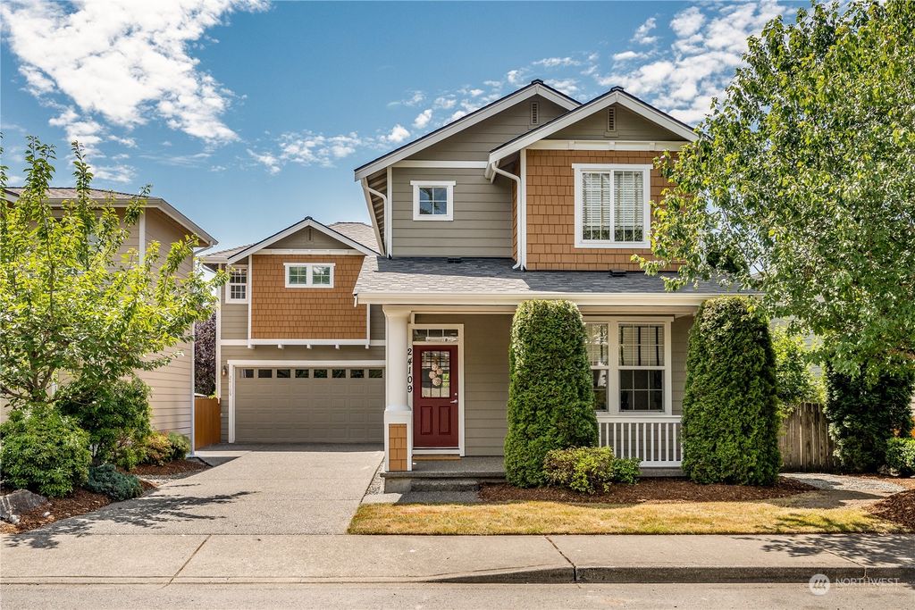 Photo of 24109 SE 21st Street, Sammamish, WA 98075 (MLS # 2136194)