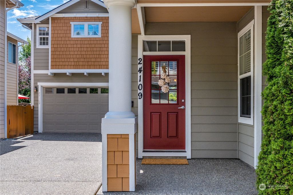 Photo of 24109 SE 21st Street, Sammamish, WA 98075 (MLS # 2136194)