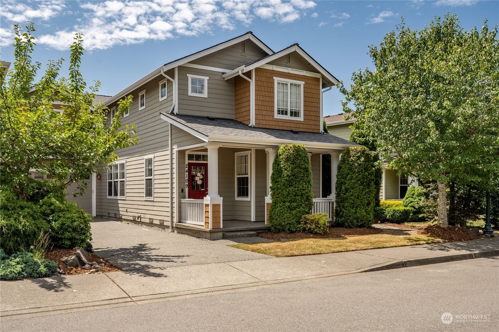 Photo of 24109 SE 21st Street, Sammamish, WA 98075 (MLS # 2136194)
