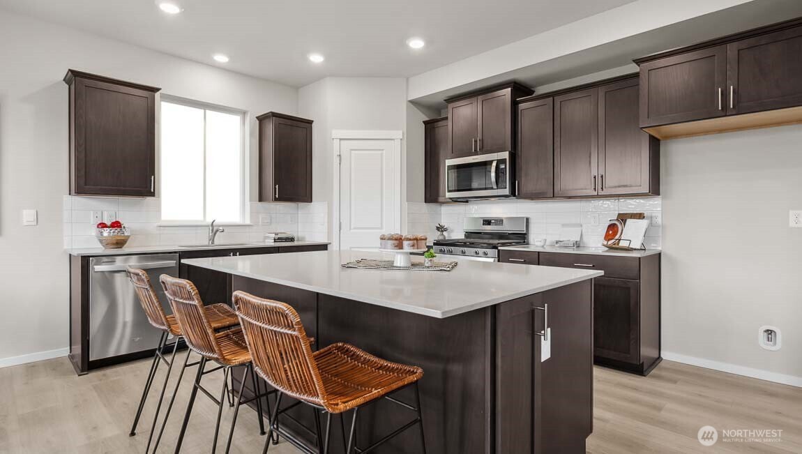 708 129th Street E 10
