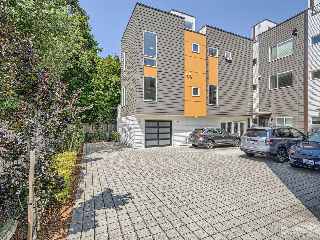 Photo of 7509 25th Avenue NE, Seattle, WA 98115 (MLS # 2143832)