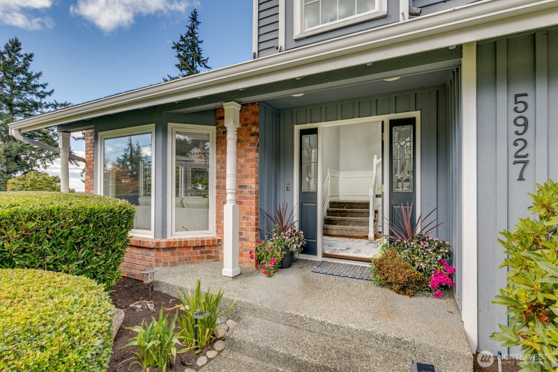 5927 Chennault Beach Drive