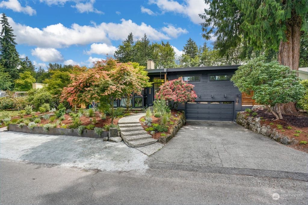 Photo of 14223 NE 80th Place, Redmond, WA 98052 (MLS # 2127306)