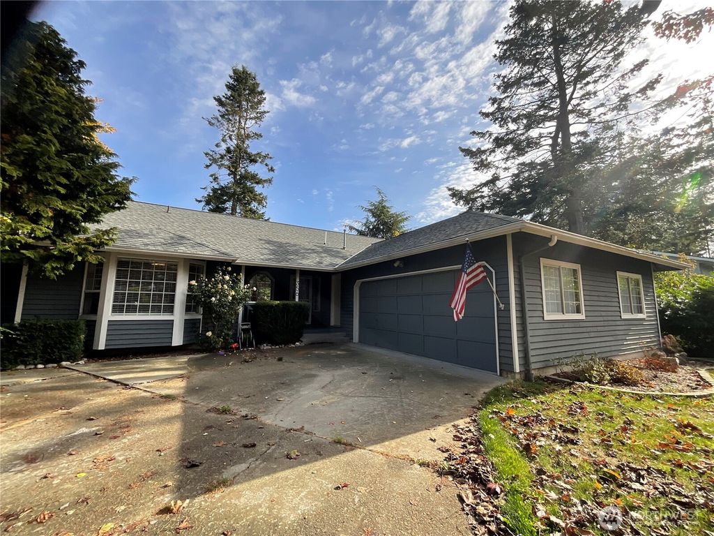 Photo of 356 SW Judson Drive, Oak Harbor, WA 98277 (MLS # 2447042)