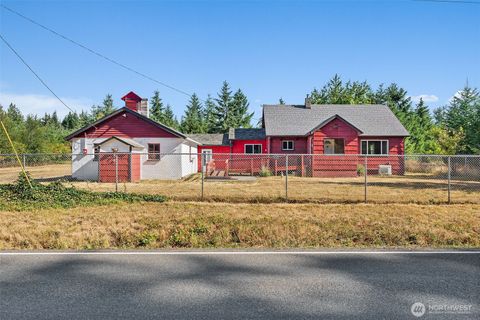 Photo of 1335 Centralia Alpha Road, Chehalis, WA 98532 (MLS # 2417875)