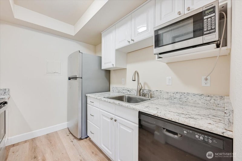 14600 NE 32ND Street I-16