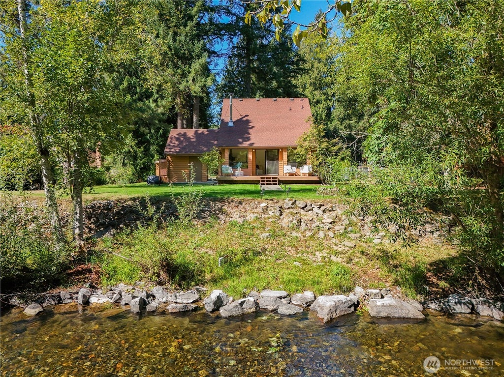 Photo of 23927 SE 238th Street, Maple Valley, WA 98038 (MLS # 2546210)