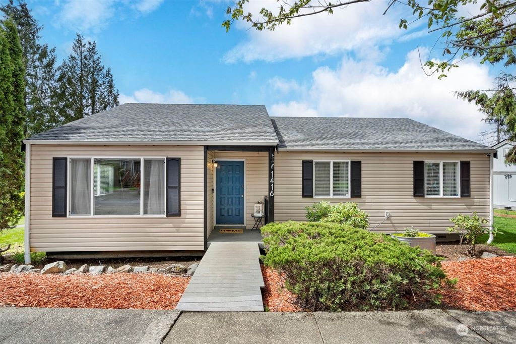 Photo of 1416 128th Drive NE #8B, Lake Stevens, WA 98258 (MLS # 2066769)