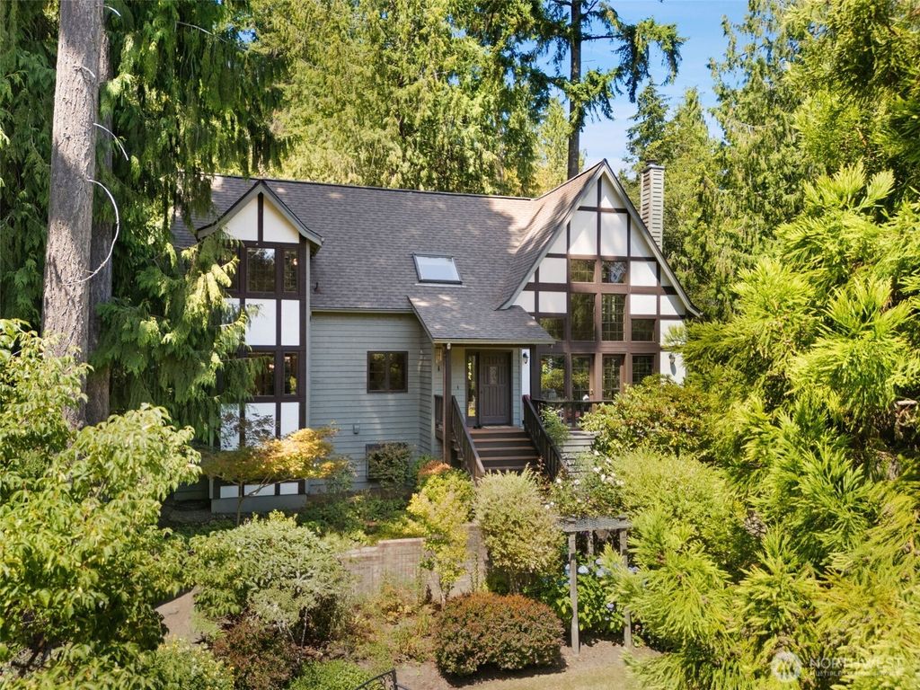 Photo of 3840 NE Ambleside Lane, Bremerton, WA 98311 (MLS # 2488072)