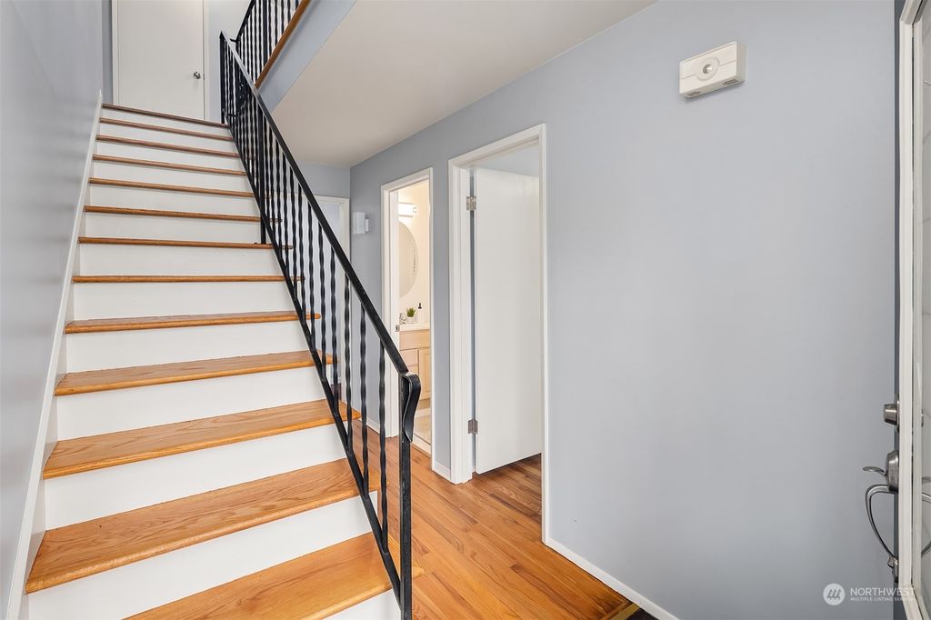 Photo of 38033 SE 88th Street, Snoqualmie, WA 98065 (MLS # 2127033)