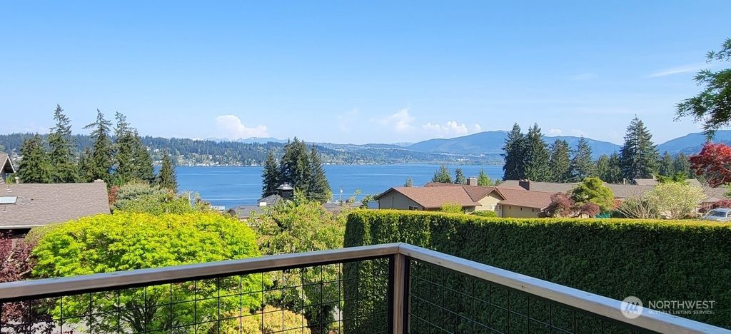 Photo of 2435 170th Place SE, Bellevue, WA 98008 (MLS # 2062899)