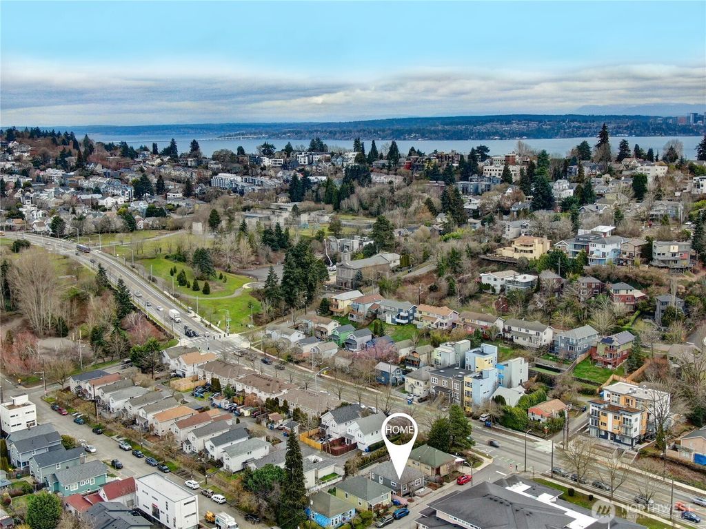 Photo of 2608 S Grand Street, Seattle, WA 98144 (MLS # 2477996)