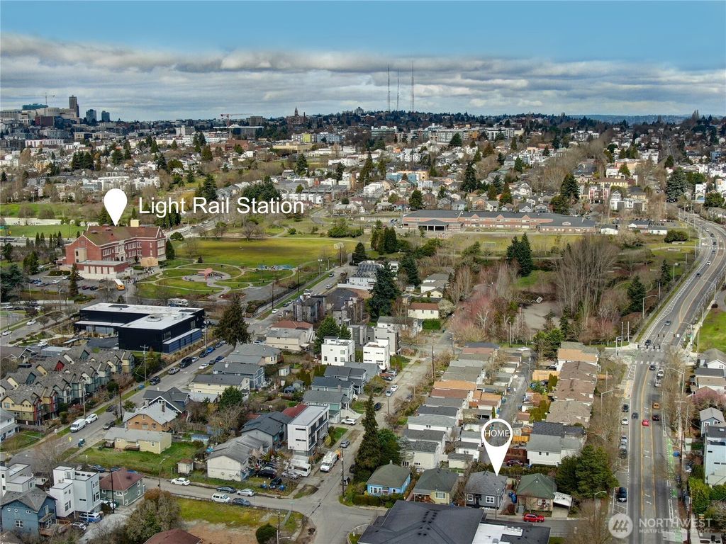 Photo of 2608 S Grand Street, Seattle, WA 98144 (MLS # 2477996)