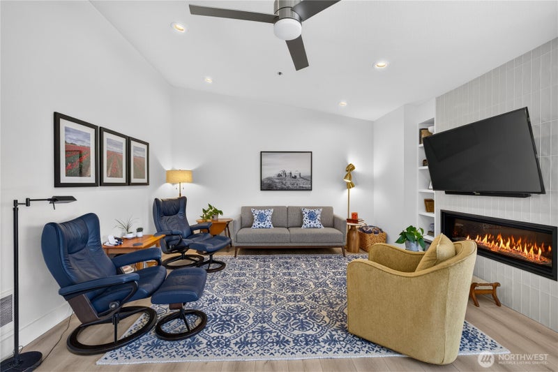 1510 Skyline Way A-301