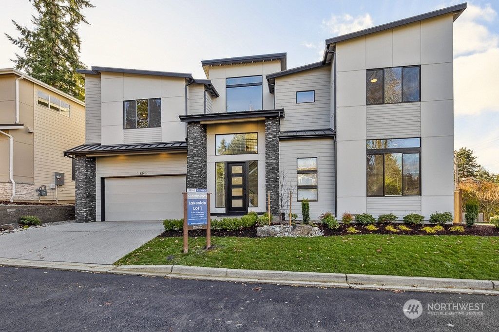 Photo of 6841 NE 153rd Place, Kenmore, WA 98028 (MLS # 2182620)