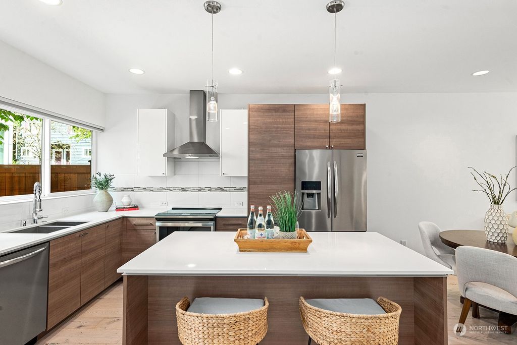 Photo of 179 21st Avenue, Seattle, WA 98122 (MLS # 2234293)