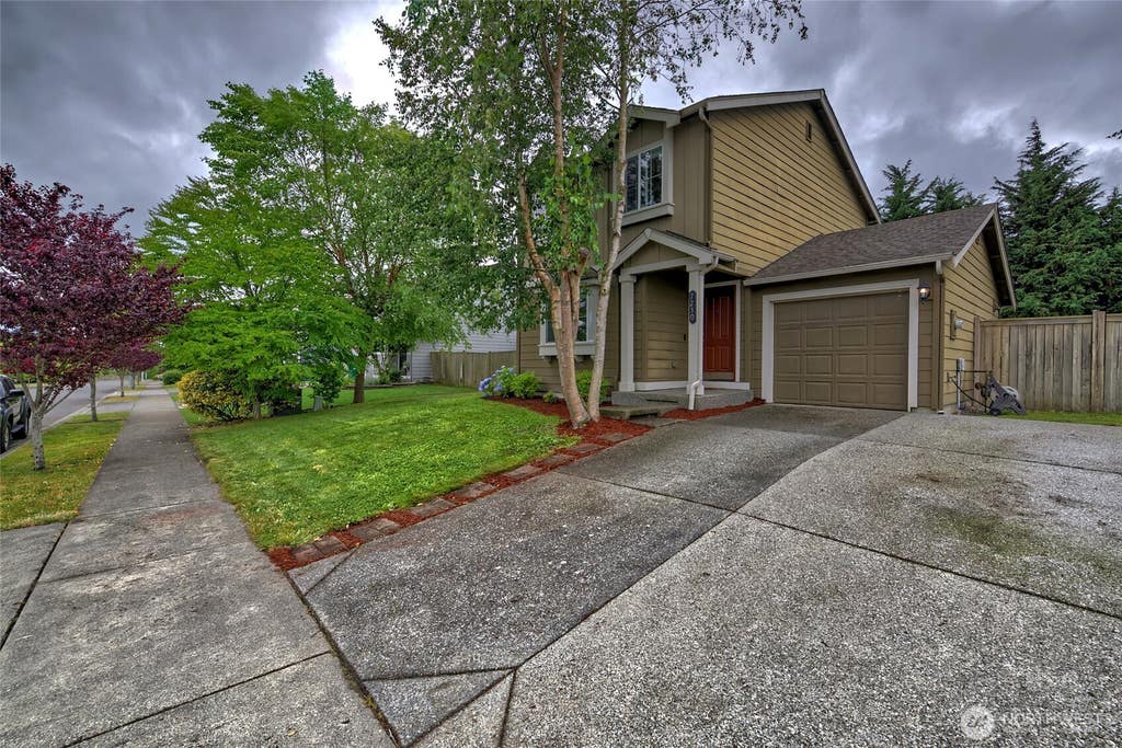 Photo of 7230 286th Place NW, Stanwood, WA 98292 (MLS # 2549154)