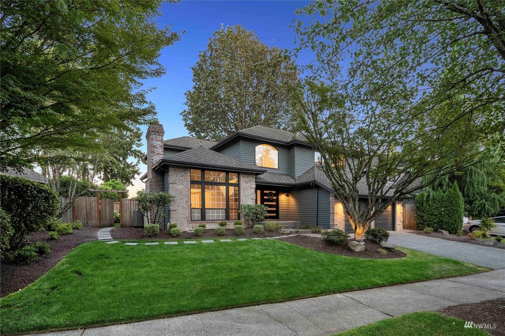 Photo of 15108 93rd Place NE, Bothell, WA 98011 (MLS # 1984615)