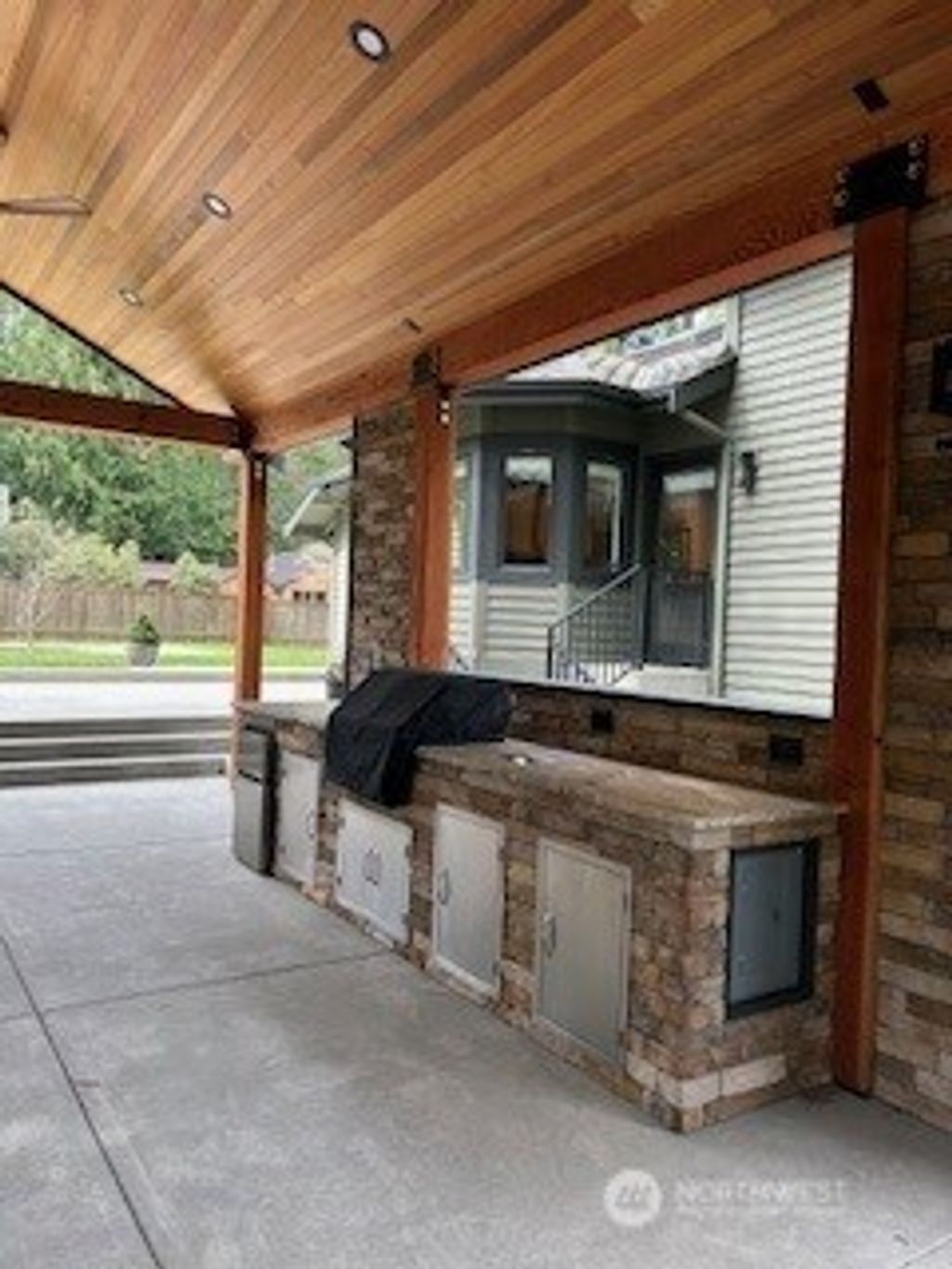 Photo of 1410 224th Avenue NE, Sammamish, WA 98074 (MLS # 2499005)