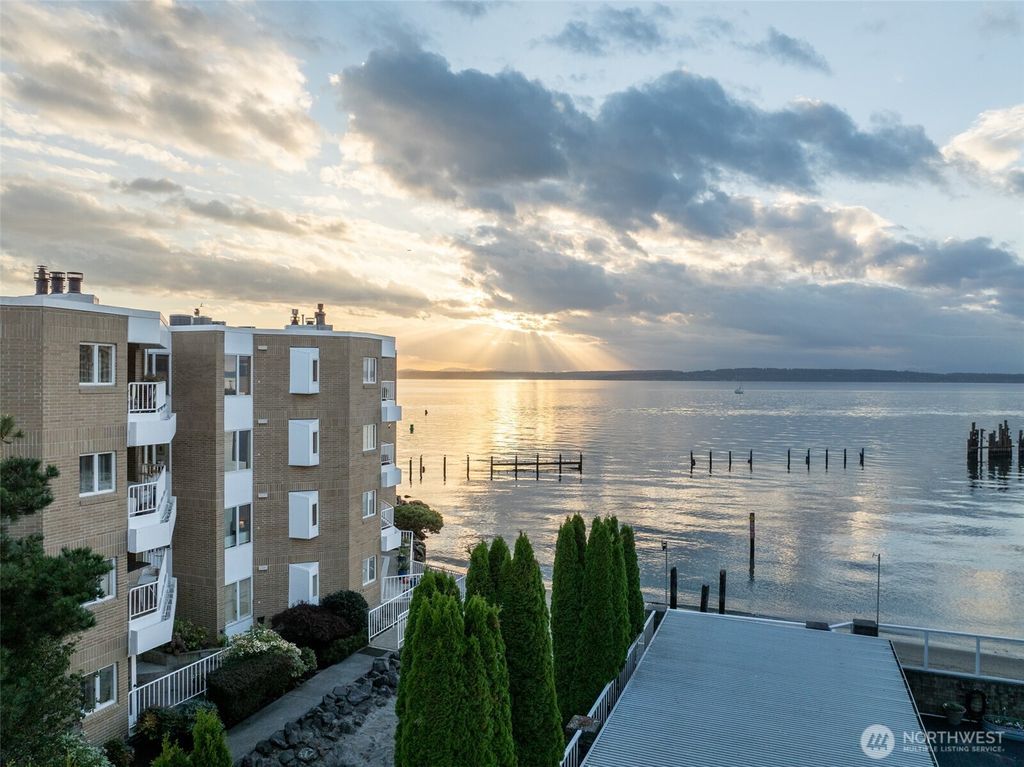 Photo of 6321 Seaview Avenue NW #2, Seattle, WA 98107 (MLS # 2446726)
