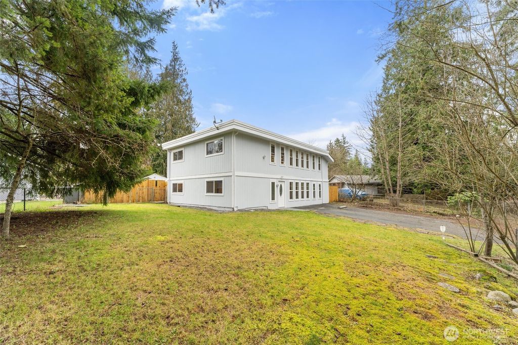 Photo of 1813 113th Drive SE, Lake Stevens, WA 98258 (MLS # 2329991)