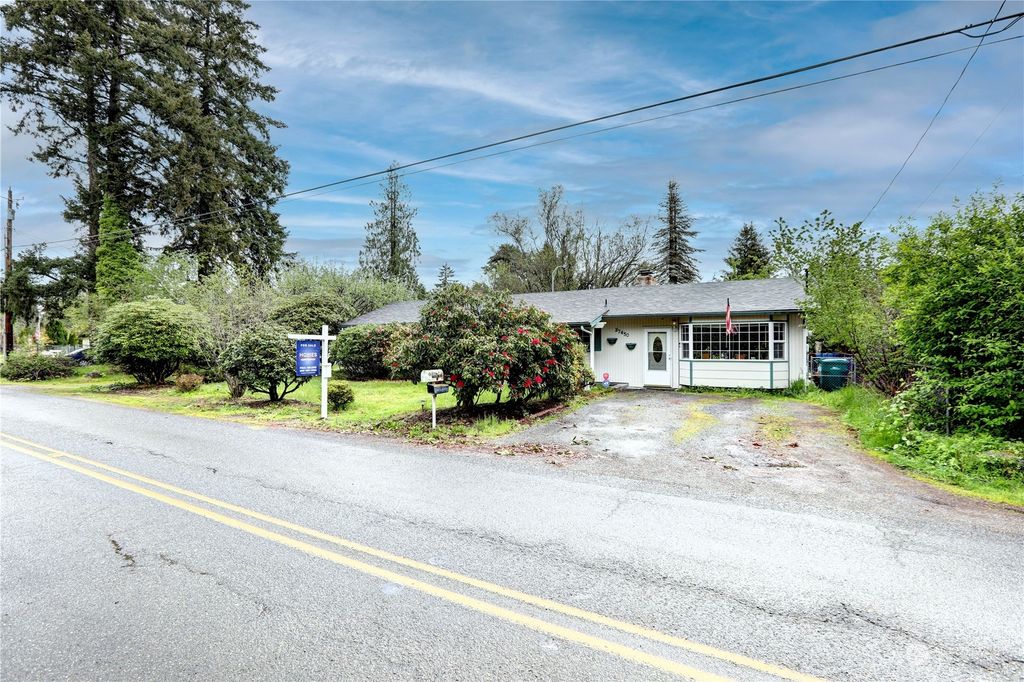 Photo of 37450 49th Avenue S, Auburn, WA 98001 (MLS # 2230005)