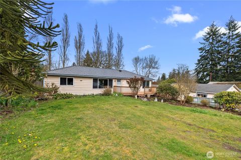 Photo of 15 76th Street SW, Everett, WA 98203 (MLS # 2504837)