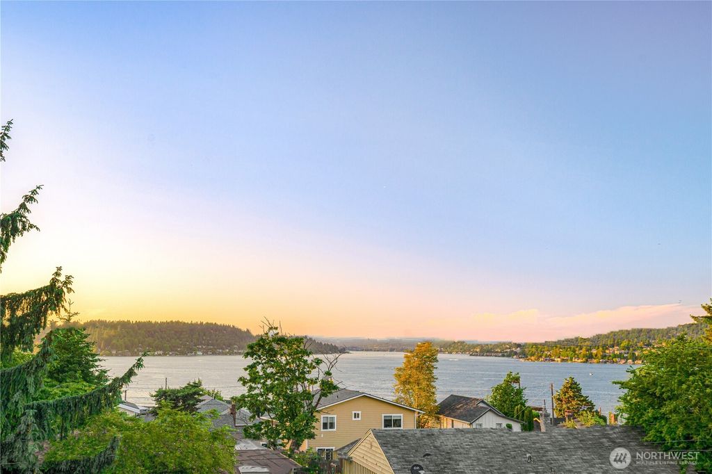 Photo of 8423 S 113th Street, Seattle, WA 98178 (MLS # 2392399)