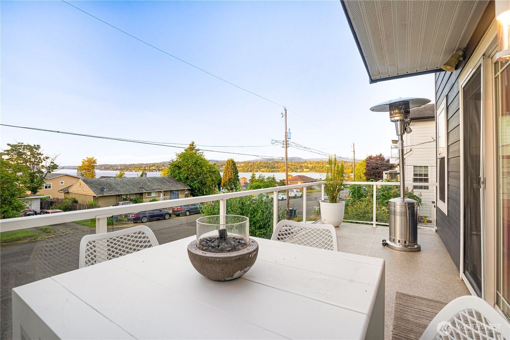 Photo of 8423 S 113th Street, Seattle, WA 98178 (MLS # 2392399)