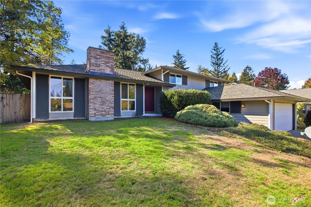 Photo of 14307 SE 164th Street, Renton, WA 98058 (MLS # 2560738)