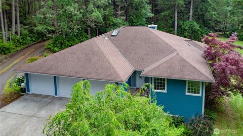 8121 Berry Ridge Lane Silverdale WA 98383