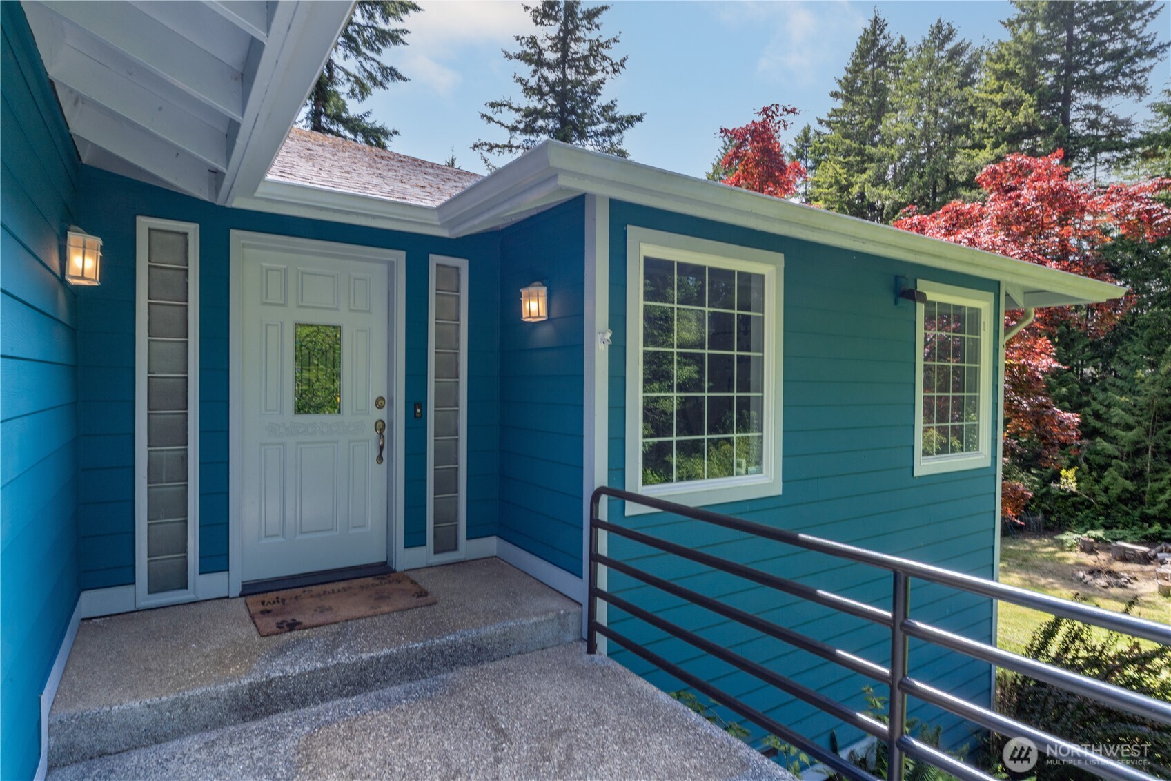 8121 Berry Ridge Lane