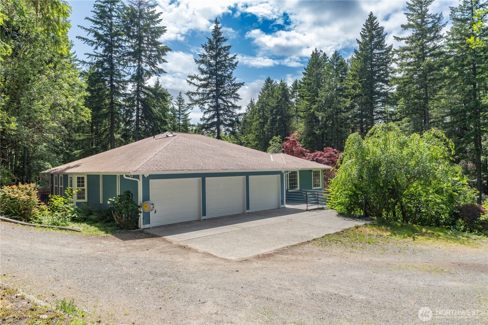 8121 Berry Ridge Lane