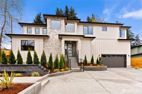 1305 Maine Court Milton WA 98354