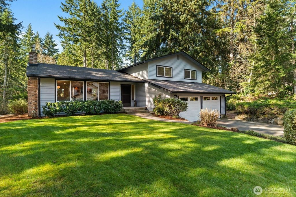 Photo of 11418 40th Avenue Ct NW, Gig Harbor, WA 98332 (MLS # 2485145)