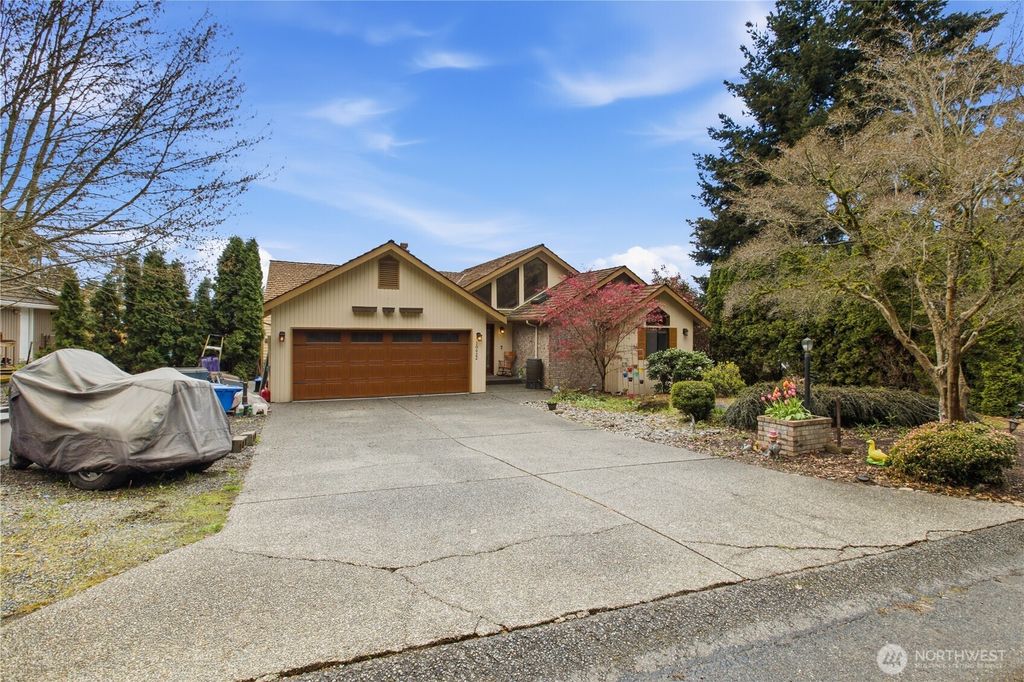 Photo of 10422 45th Street Ct E, Edgewood, WA 98372 (MLS # 2509104)